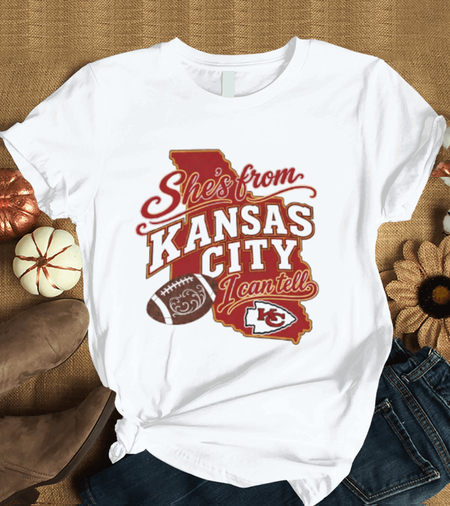 She's From Kansas City Chiefs I Can Tell Football Design With KC Logo And Map T-Shirt