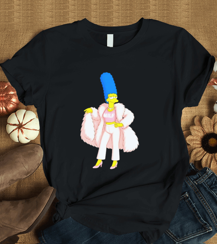 Marge Simpson Milf Pink Fur Coat The Simpsons Cartoon Iconic Character Fashion T-Shirt