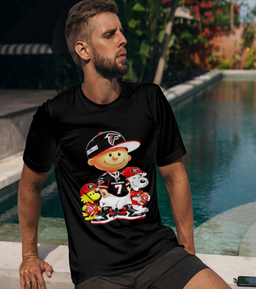 Charlie Brown Snoopy Woodstock Atlanta Falcons Georgia Bulldogs Football Fan Gear T-Shirt