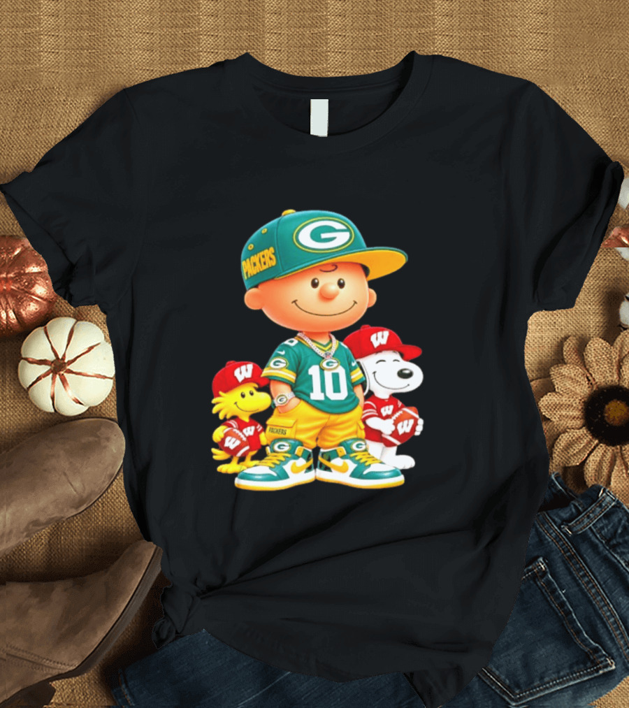Charlie Brown Snoopy Woodstock Green Bay Packers Wisconsin Badgers Sports Fan Gear T-Shirt