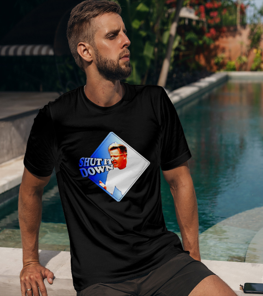 Gordon Ramsay Shut It Down Hell's Kitchen Meme T-Shirt