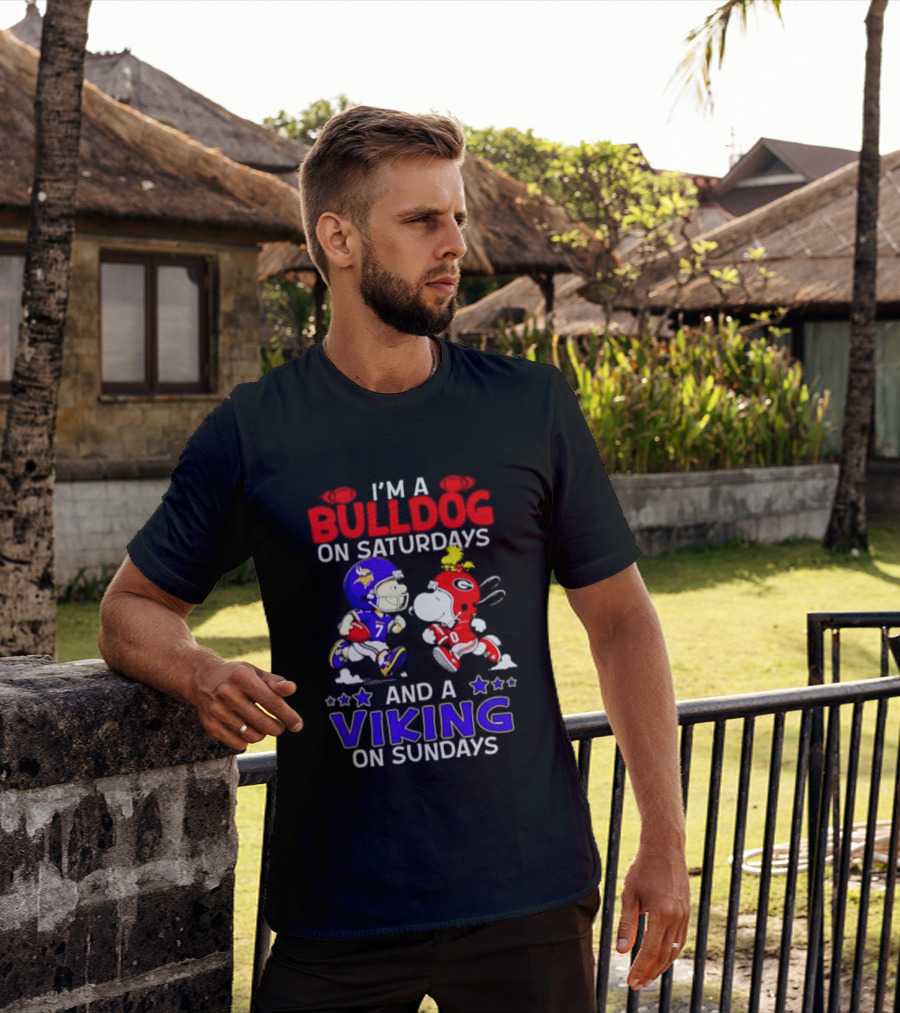 I'm A Bulldog On Saturdays And A Viking On Sundays Football Peanuts T-Shirt