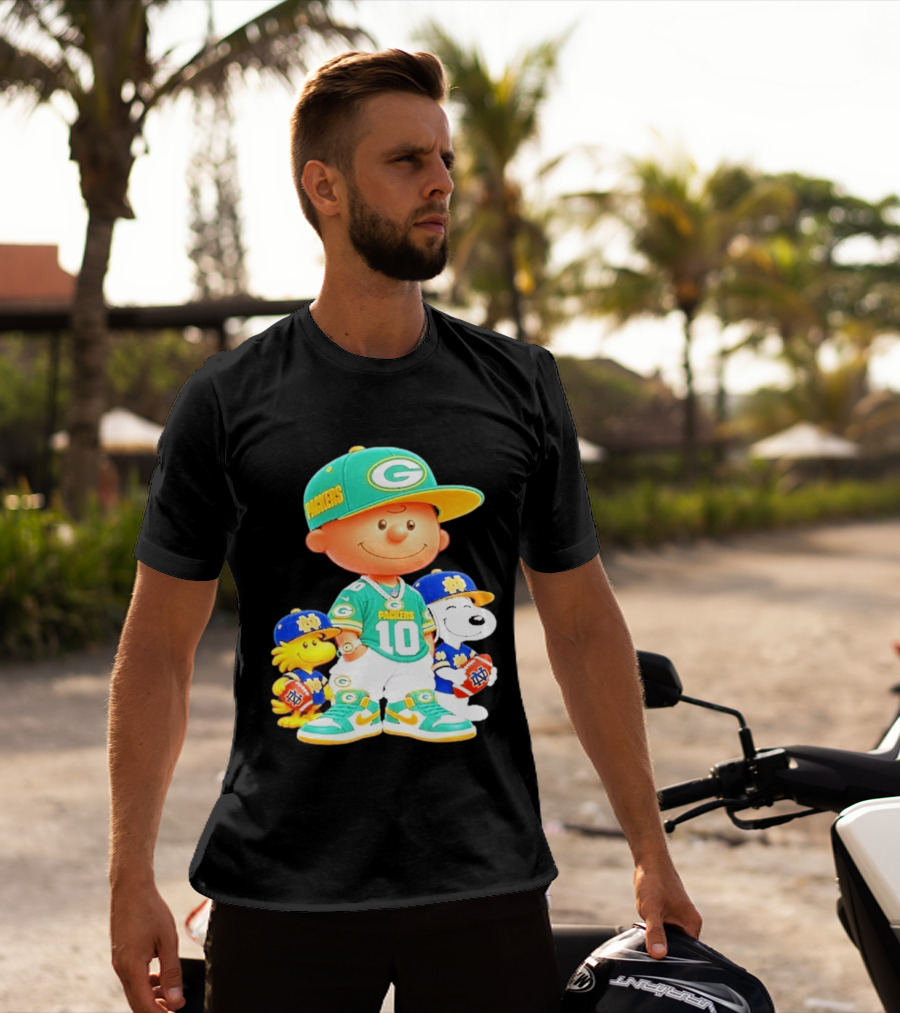 Peanuts Green Bay Packers Notre Dame Fighting Irish Football Characters Charlie Brown Snoopy Woodstock T-Shirt