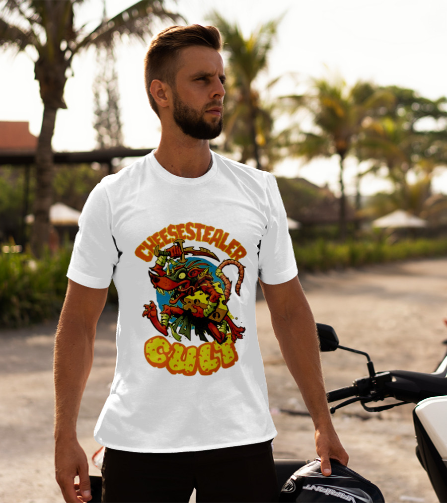 Cheesestealer Cult Rat With Cheese Halloween Fantasy T-Shirt