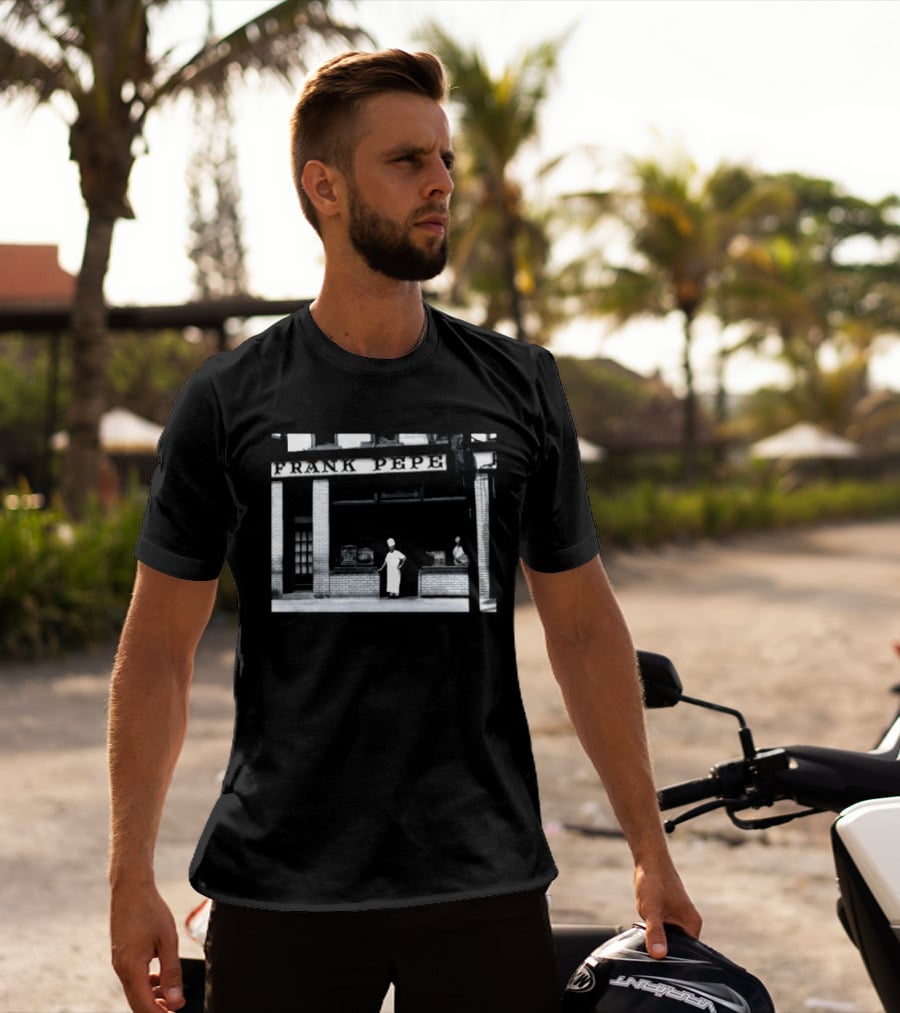 Frank Pepe Pizzeria Napoletana Storefront Scene With Visible Figures T-Shirt