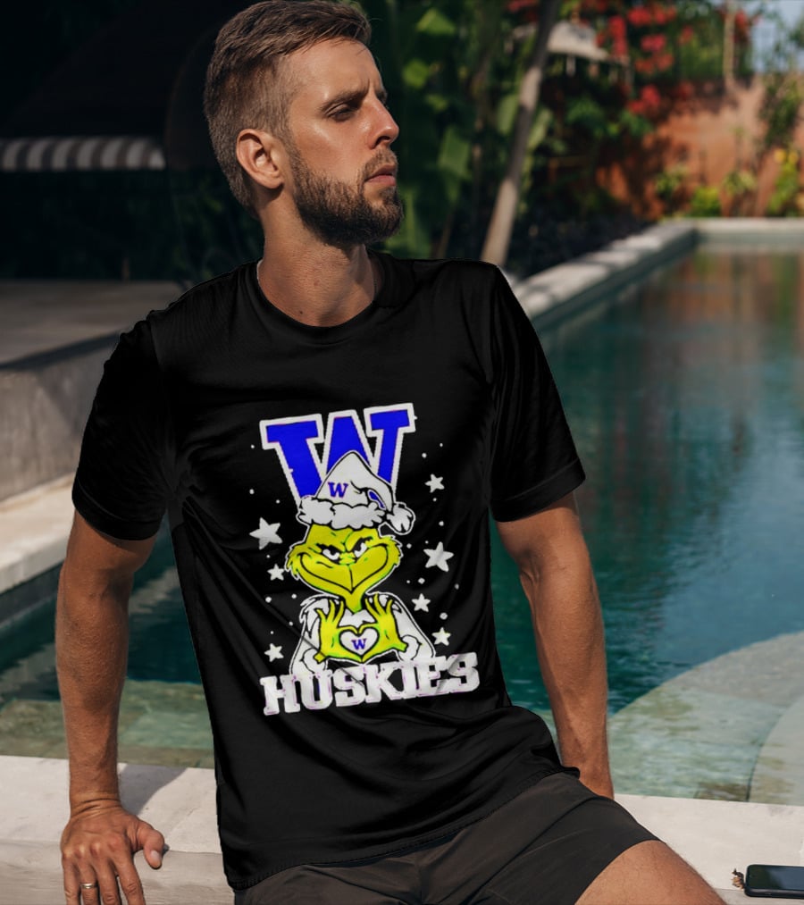 Washington Huskies Grinch Santa Hat Christmas Heart Hands W Monogram T-Shirt