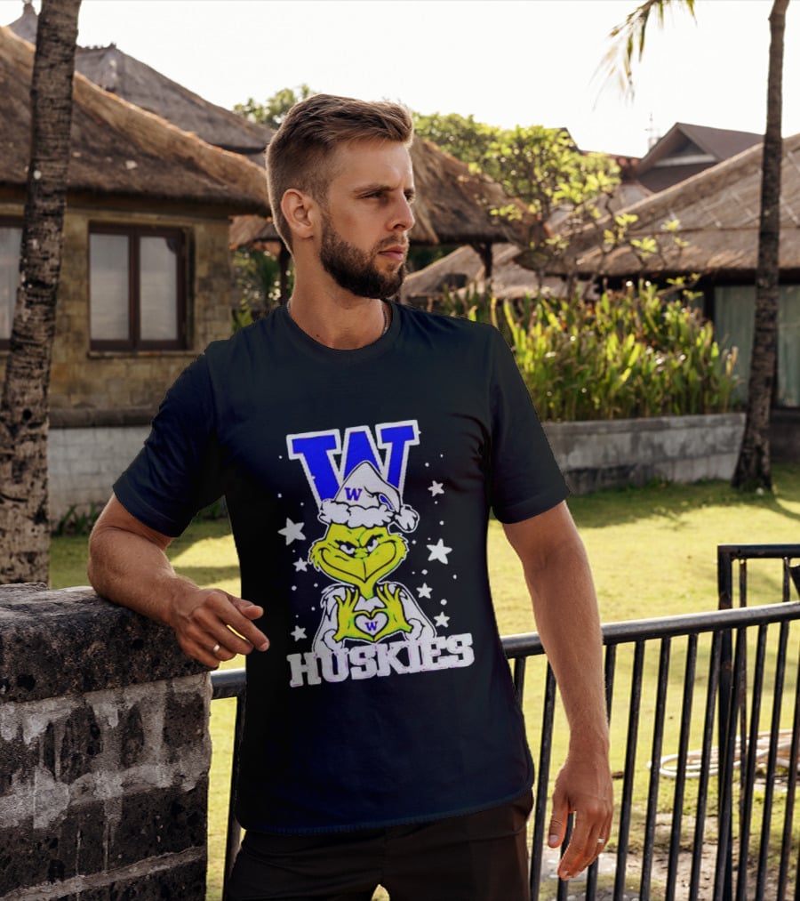 Washington Huskies Grinch Santa Hat Christmas Heart Hands W Monogram T-Shirt