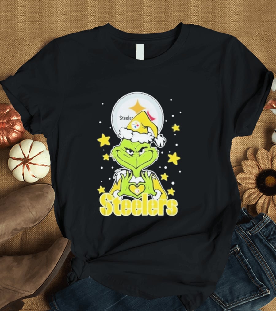 Pittsburgh Steelers Grinch Christmas Love Hands 2026 Football T-Shirt