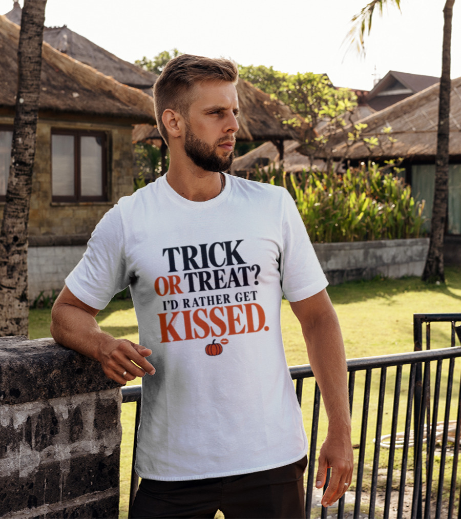 Trick Or Treat I'd Rather Get Kissed Halloween Pumpkin T-Shirt