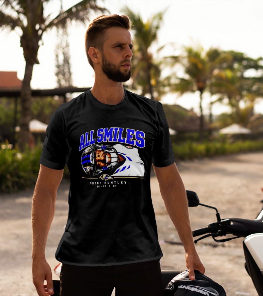 All Smiles Snoop Huntley 10 23 21 OT Baltimore Ravens T-Shirt