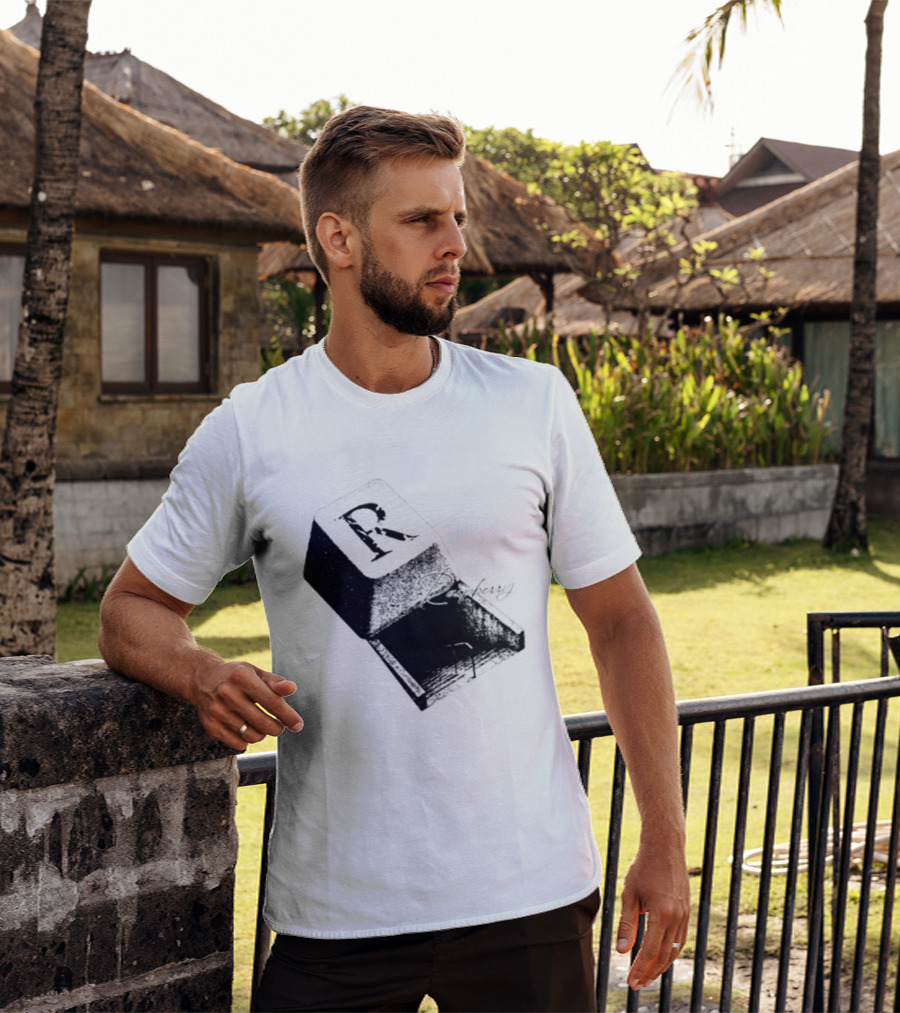 R Raspberry Minimalist Keyboard Key Block T-Shirt