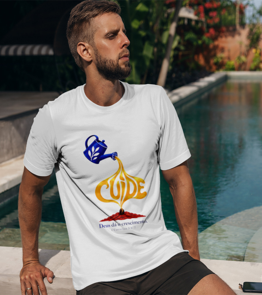 Cuide Deus Dá O Crescimento 1 Coríntios 3 6 7 Watering Can T-Shirt