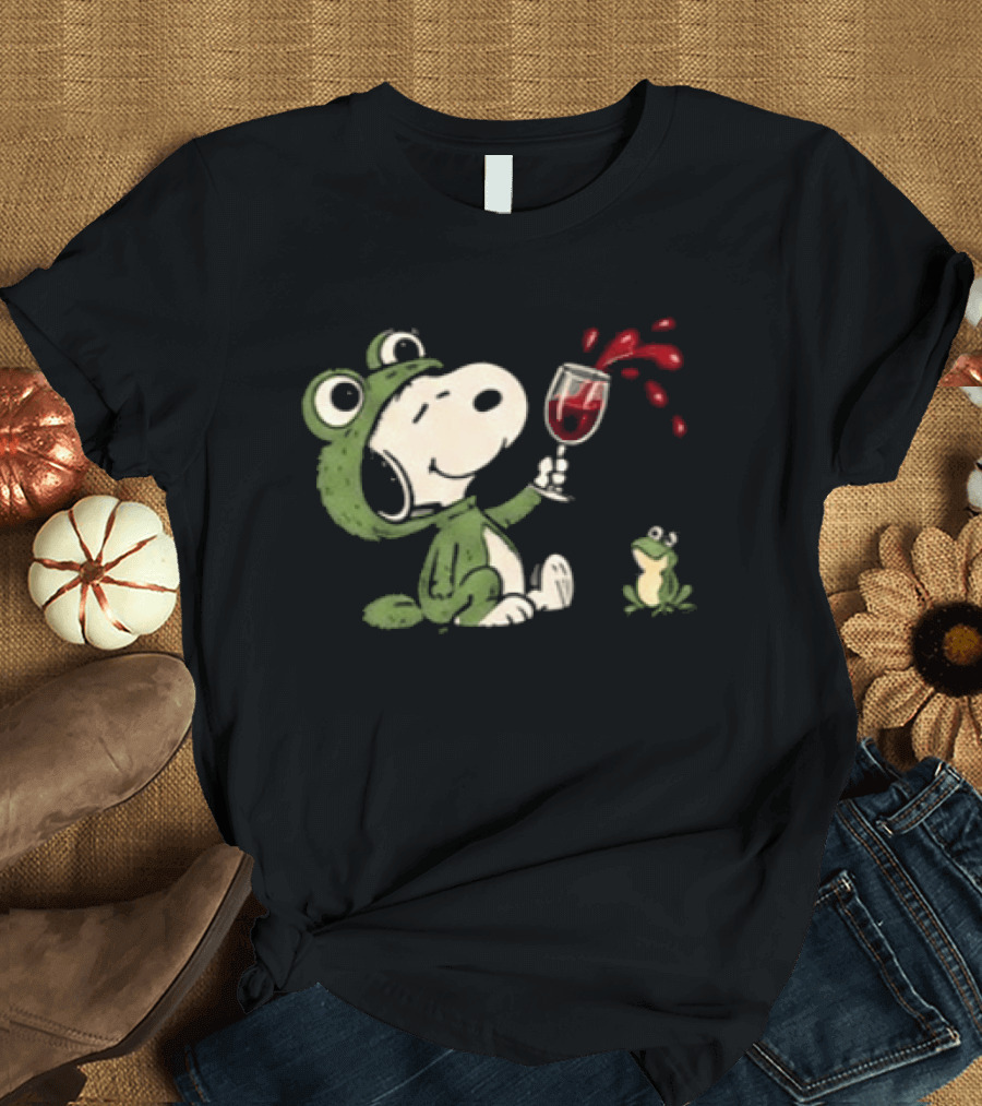 Snoopy Frog Mayhem Christmas Fun Under Mistletoe For Snoopy Fans T-Shirt