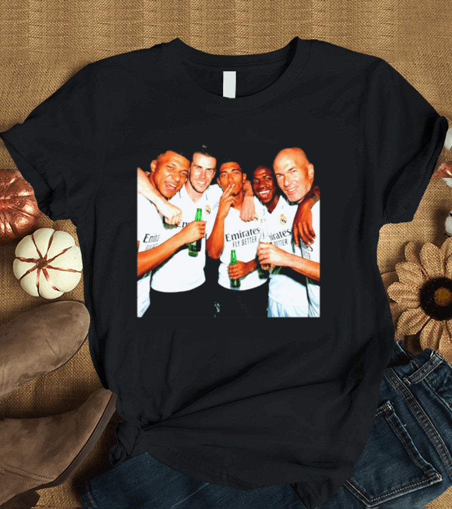 Real Madrid FC Mbappé Bale Bellingham Vinícius Zidane Middle Finger Beer Smoking T-Shirt