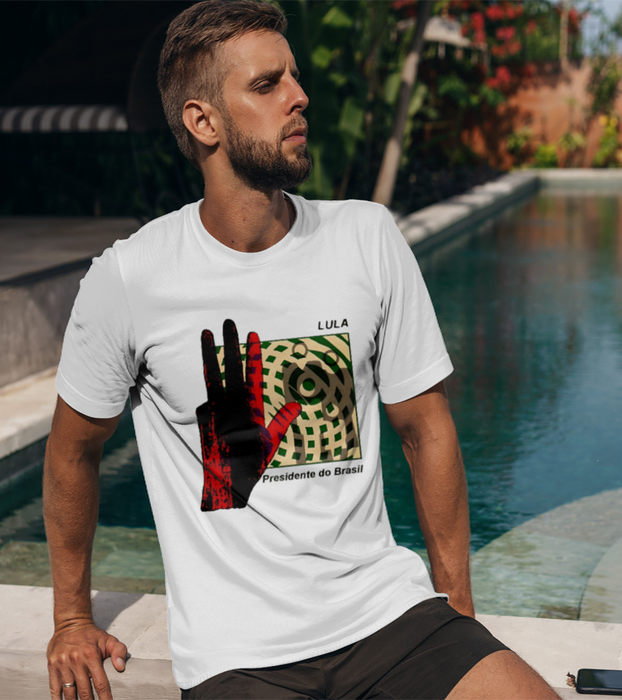 Lula Presidente Do Brasil Red Hand Brazil Politics T-Shirt