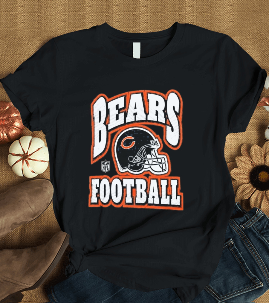 Chicago Bears Football 90s NFL Helmet T-Shirt