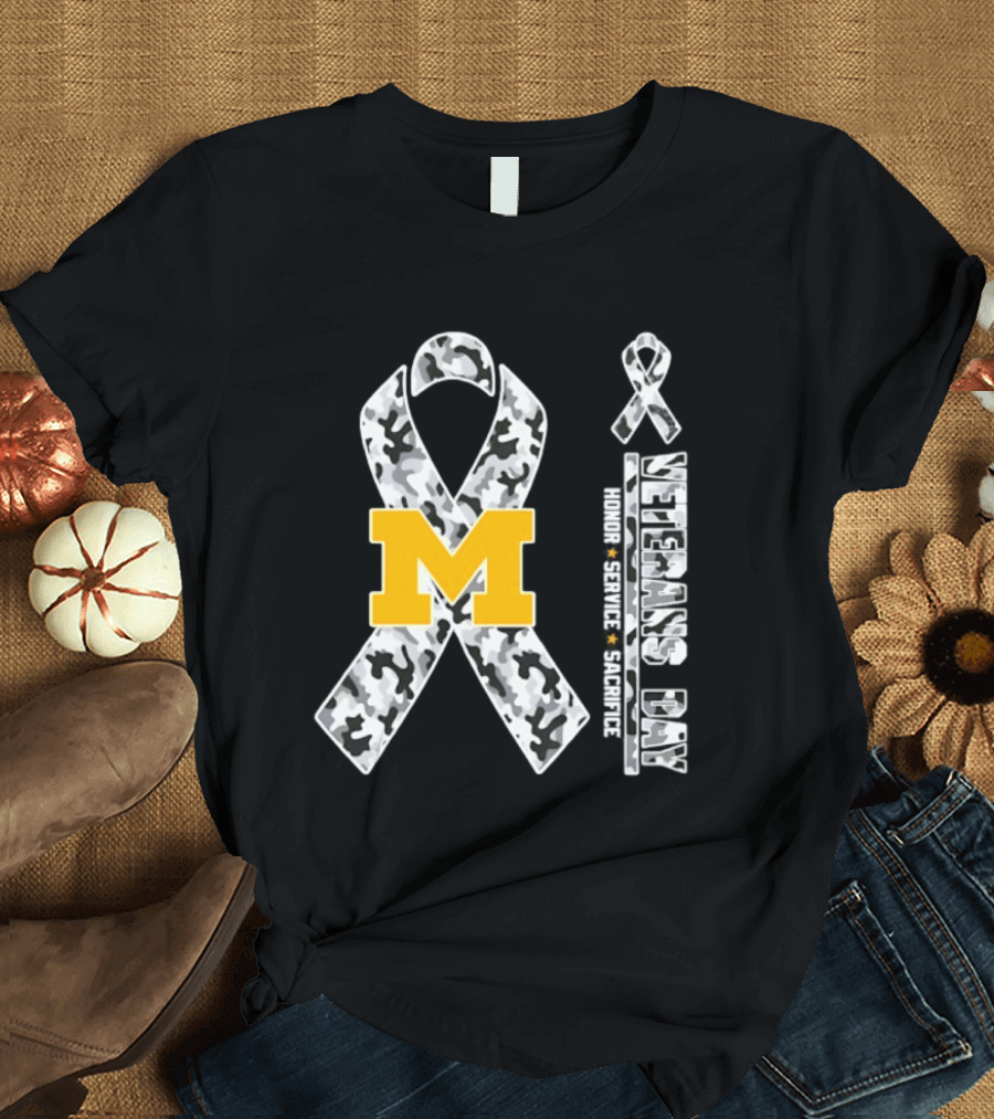 Michigan Wolverines M Logo Camouflage Ribbon Veterans Day 2026 Honor Service Sacrifice T-Shirt