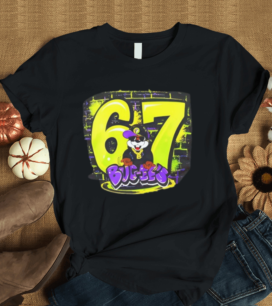 Buc Ee’s 6 7 Graffiti Neon Yellow Wall Art Character T-Shirt