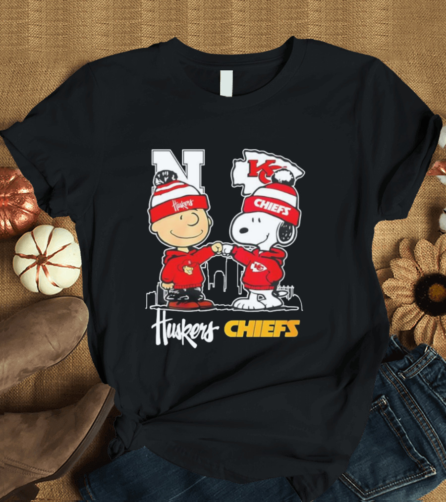 Peanuts Characters Huskers Chiefs Kansas City Snoopy Woodstock Fist Bump T-Shirt