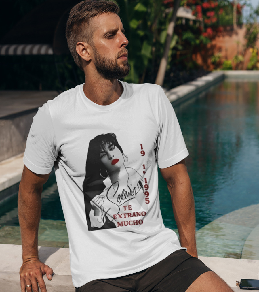 Selena Quintanilla 1971 1995 Te Extraño Mucho Black And White Elegance T-Shirt