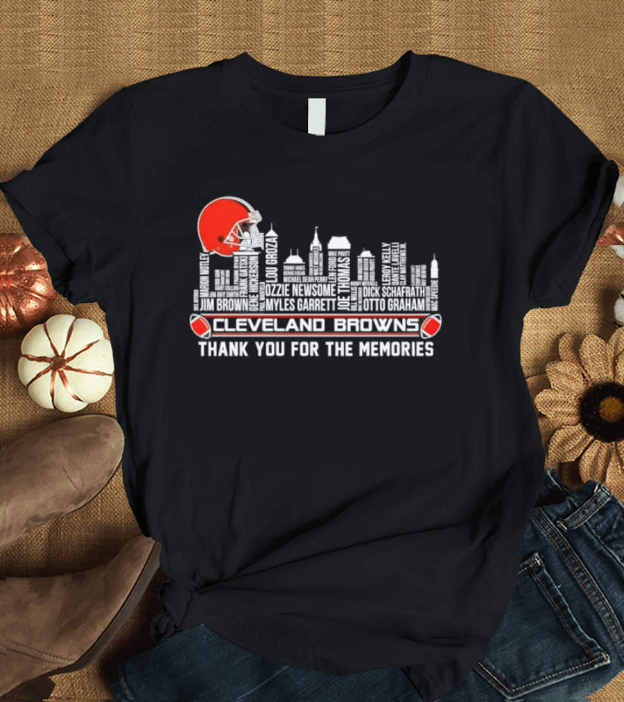 Cleveland Browns Thank You For The Memories City Skyline Helmet Football T-Shirt