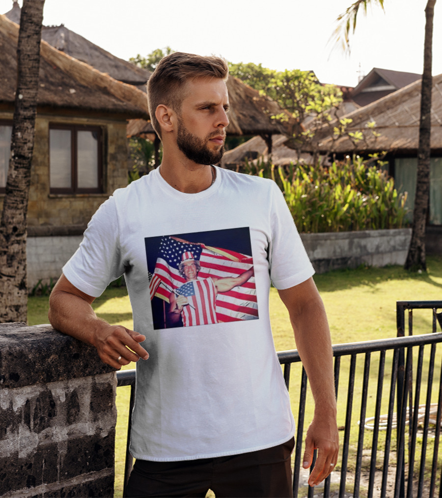 Arnold Schwarzenegger 1983 US Citizenship American Flag Celebration T-Shirt