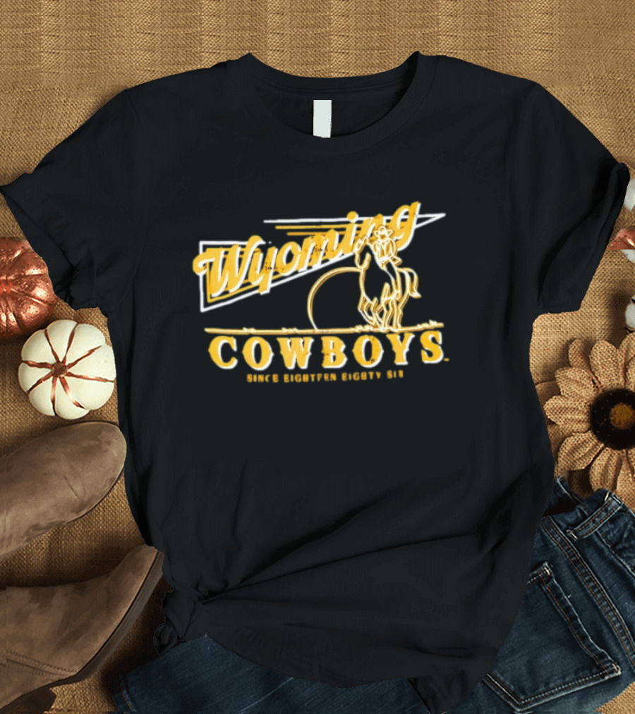 Wyoming Cowboys Since Eighteen Eighty Six Vintage Cowboy Riding T-Shirt