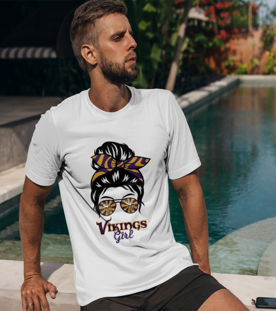 Minnesota Vikings Girl Messy Bun Sunglasses Fan T-Shirt