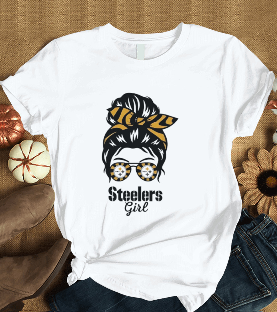 Pittsburgh Steelers Girl Messy Bun Glasses Black Gold Fan T-Shirt