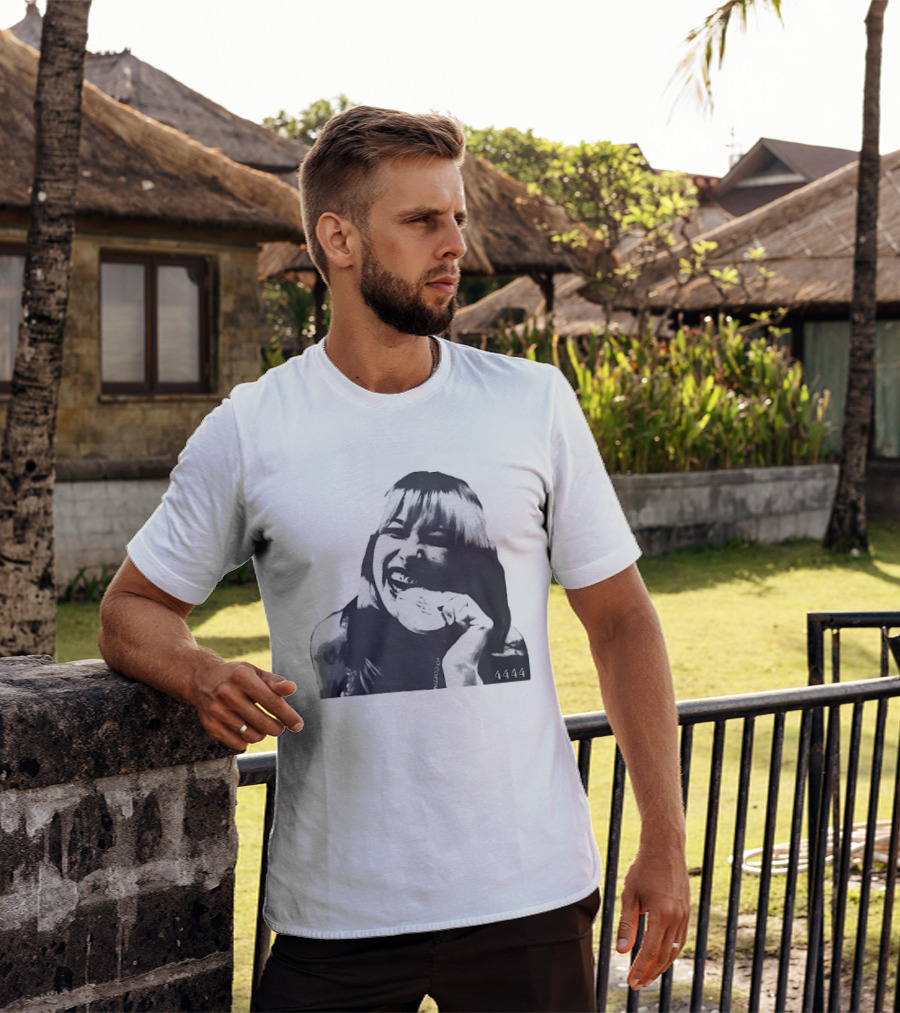 Alysa Liu Gold Medalist Joyful Celebration Halftone 4444 T-Shirt