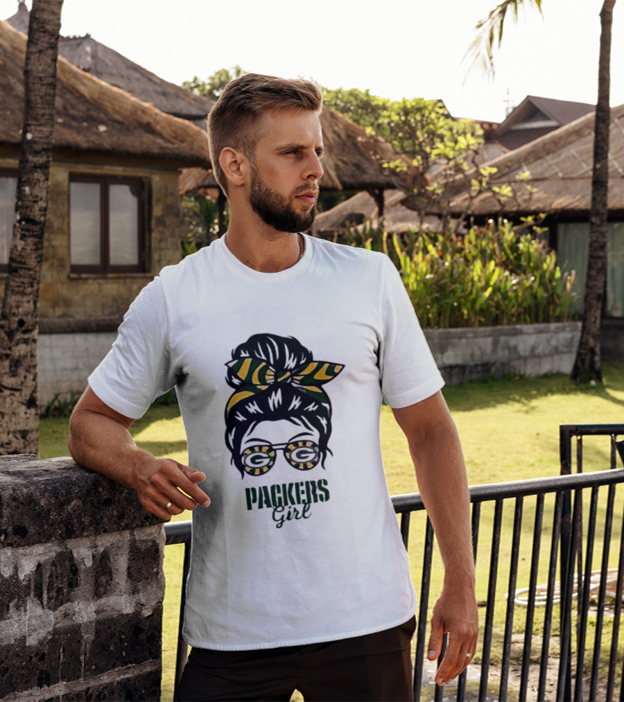 Green Bay Packers Girl Messy Bun Style 2026 T-Shirt
