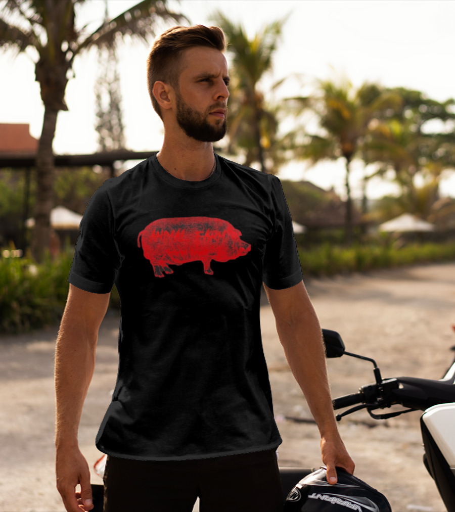 Animal Farm Pig Graphic Textured Red T-Shirt
