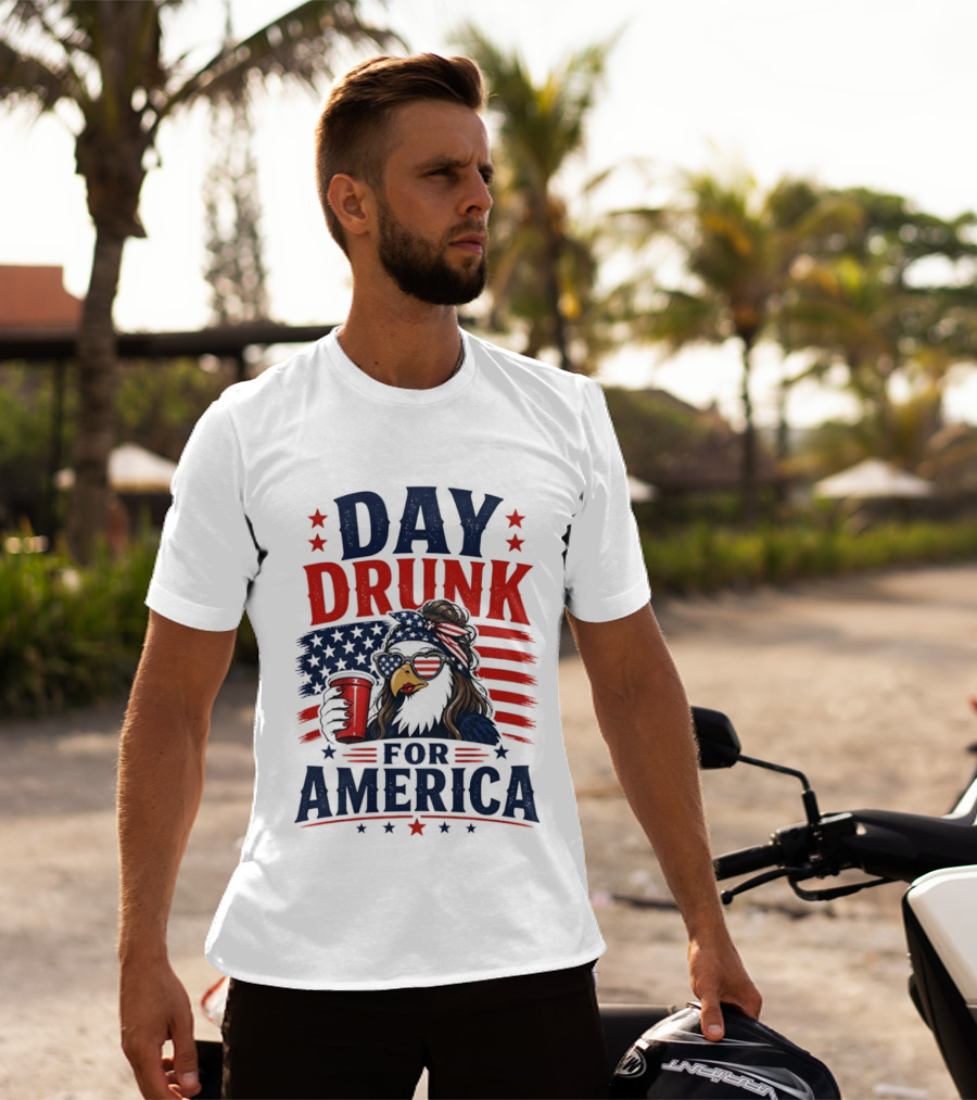 Day Drunk For America Patriotic Eagle With Flag And Red Cup T-Shirt