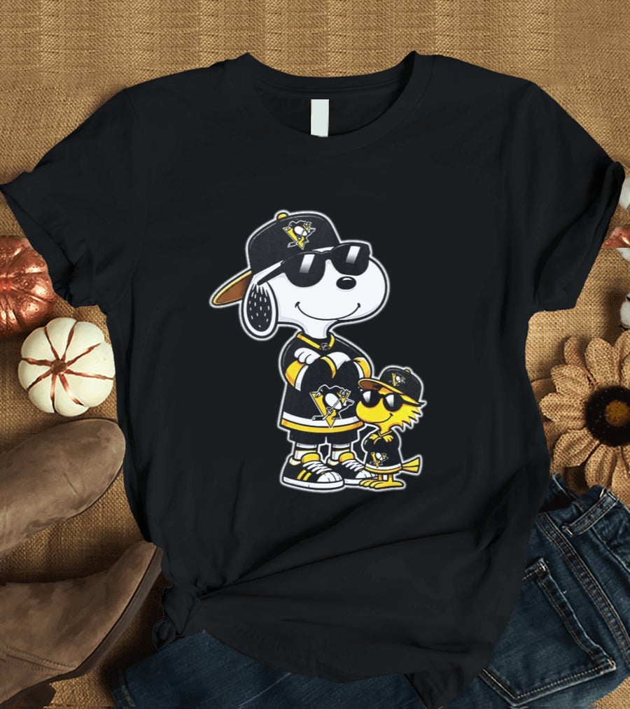 Snoopy Woodstock Pittsburgh Penguins NHL 2026 Sports Fan Collaboration T-Shirt
