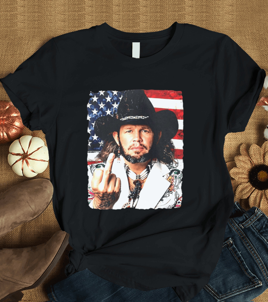 If That Ain't Country David Allan Coe USA Flag Middle Finger T-Shirt