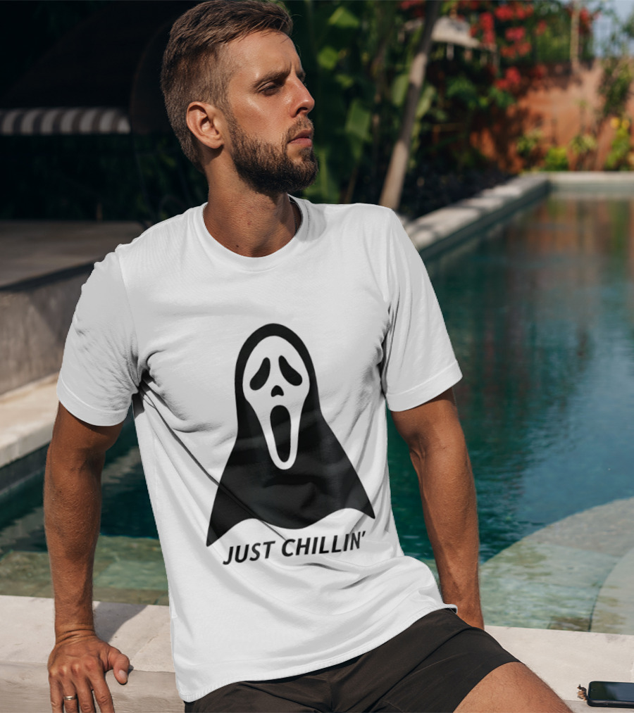 Ghostface Just Chillin Halloween Horror Mask T-Shirt