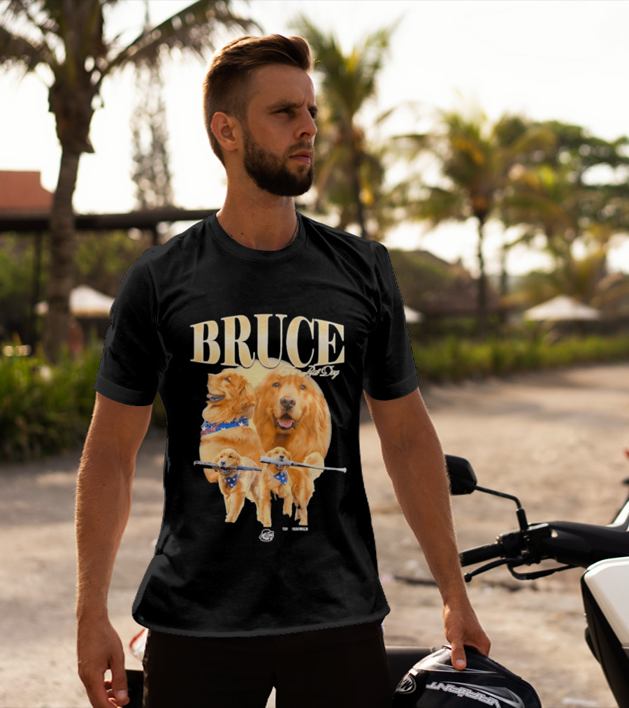 Bruce The Bat Dog Rochester Red Wings Baseball Golden Retriever T-Shirt