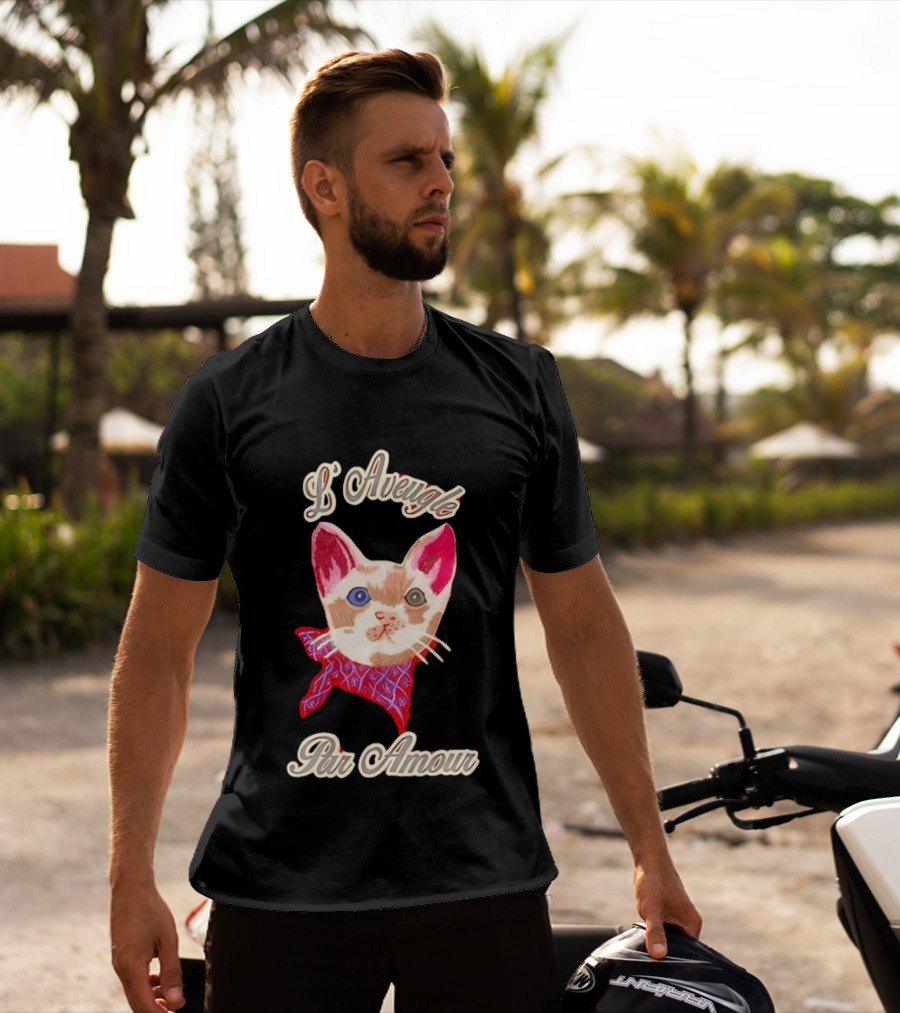 L'Aveugle Par Amour Cute Cat With Red Bandana T-Shirt