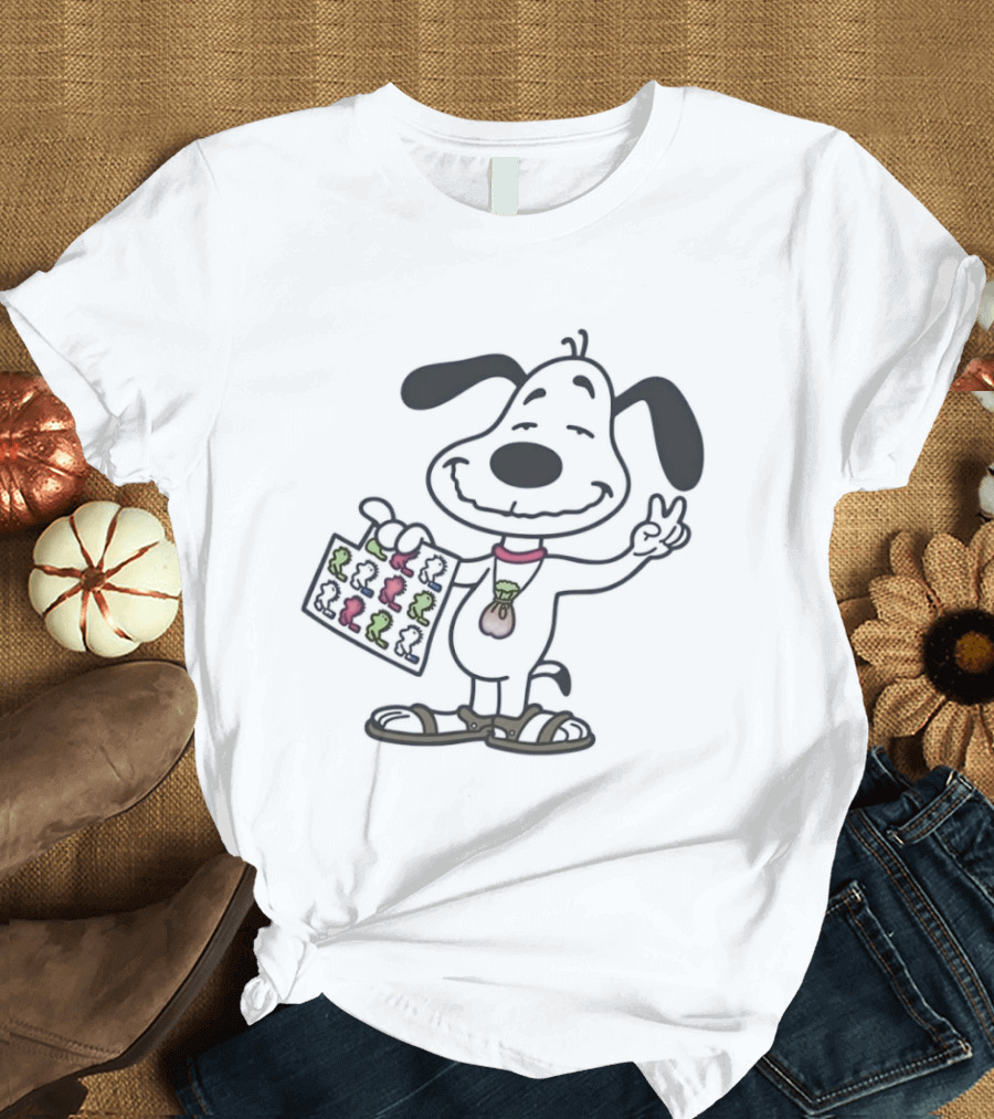Groovy Snoopy Psychedelic Peace Sign Woodstock Bag T-Shirt