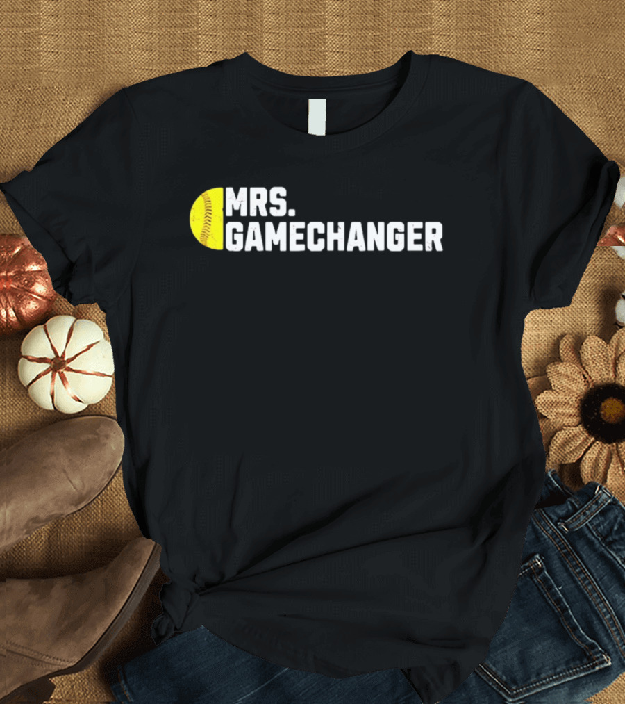 Mrs. Gamechanger Softball Baseball Enthusiast Athlete Lover Fitness Sports T-Shirt