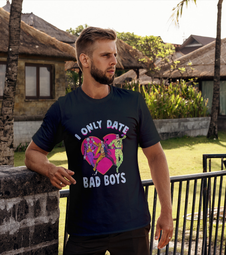 I Only Date Bad Boys DC Comics Joker Riddler Harley Quinn Heart T-Shirt