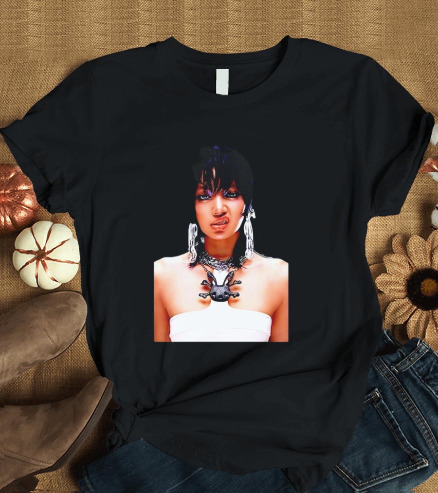 Lisa Rockstar Blackpink V1 Necklace And Earrings T-Shirt