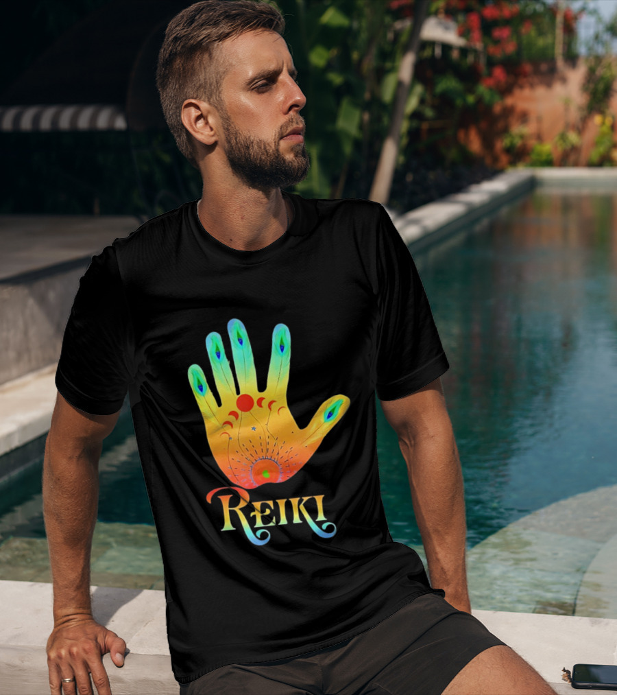 Reiki Practitioner Healer Therapist Master Colorful Hand T-Shirt