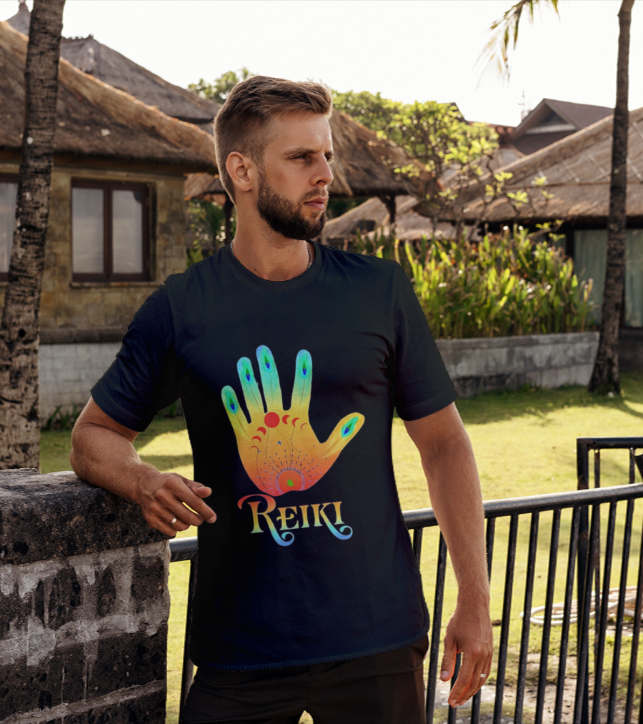 Reiki Practitioner Healer Therapist Master Colorful Hand T-Shirt