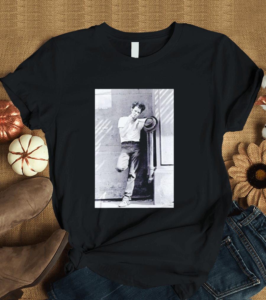 Robin Buckley Tom Waits Smoking Pose T-Shirt