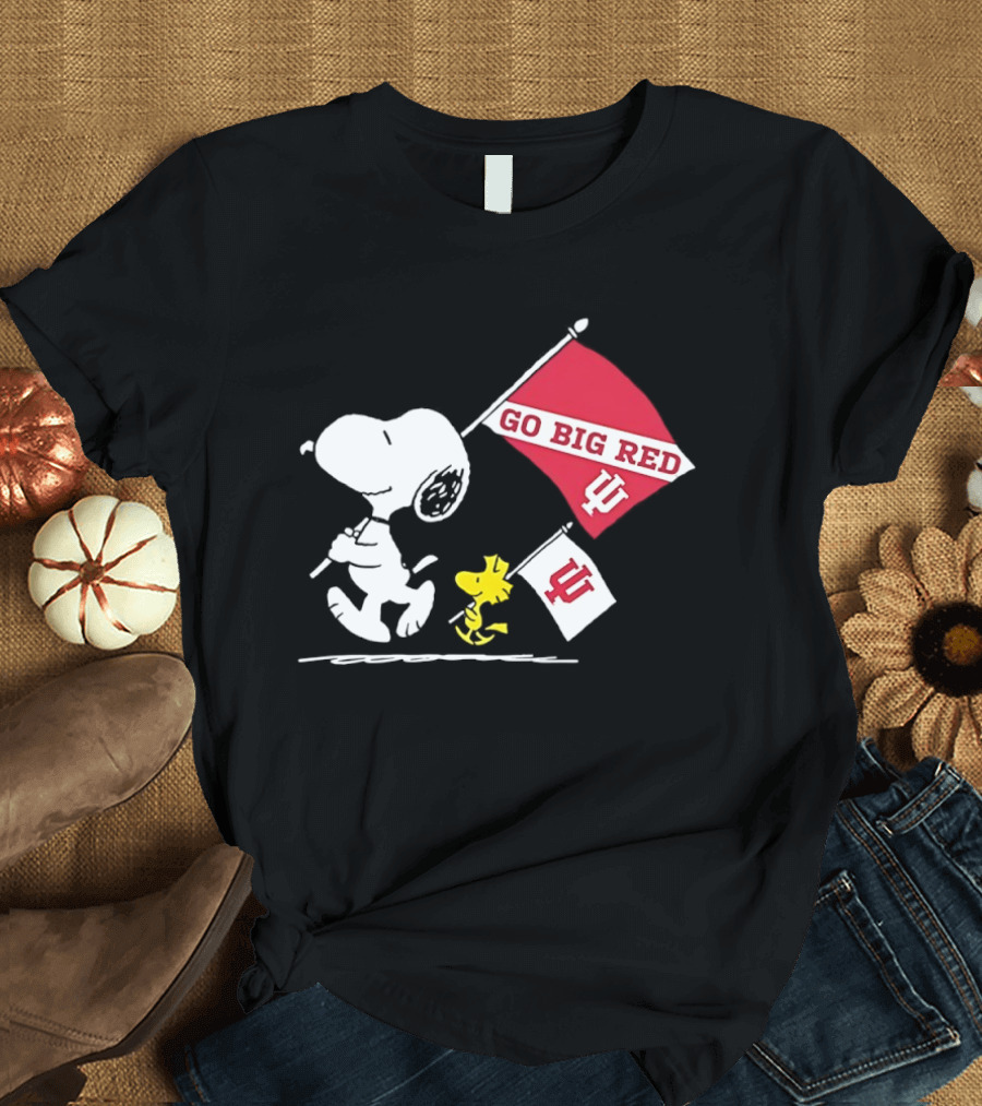 Snoopy Woodstock Go Big Red Indiana Hoosiers Flag T-Shirt