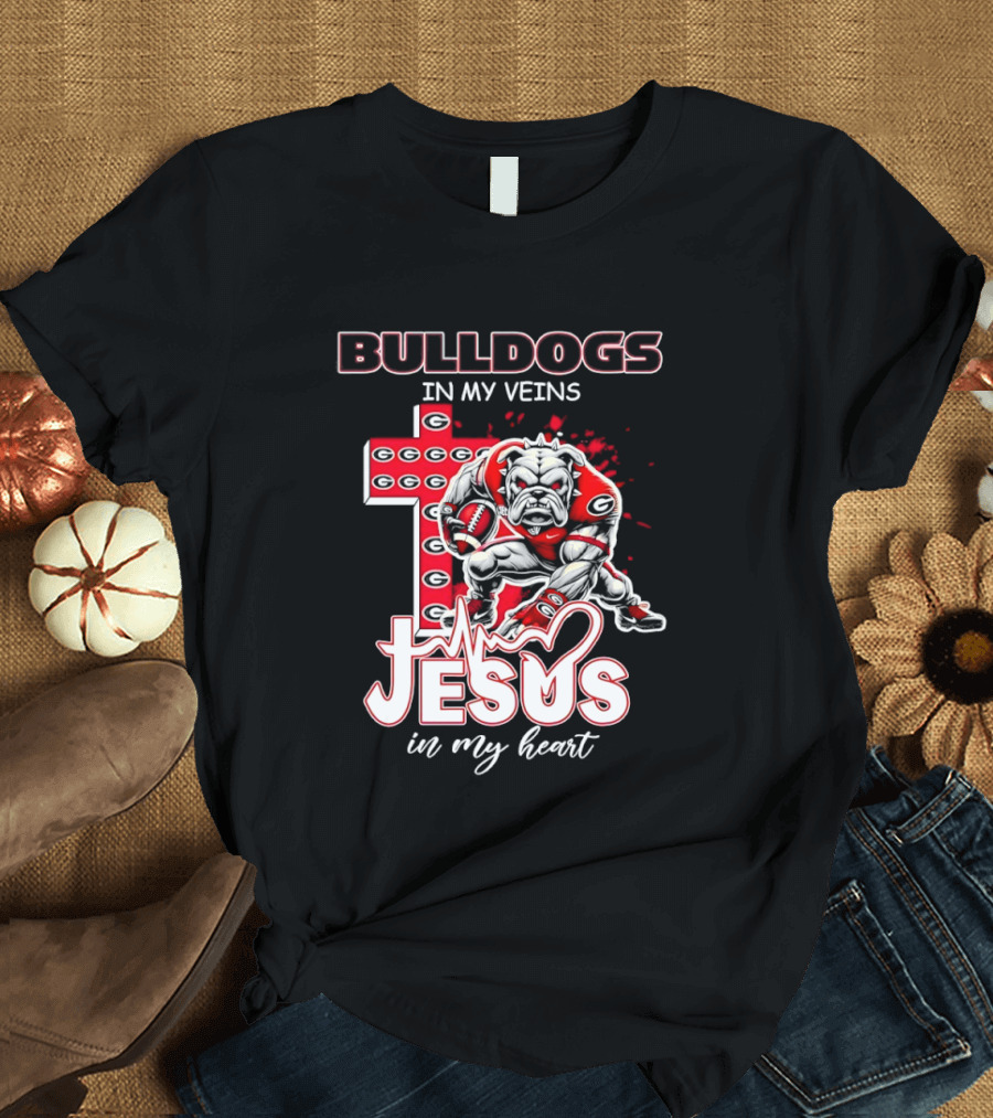 Bulldogs In My Veins Jesus In My Heart Cross Shape T-Shirt