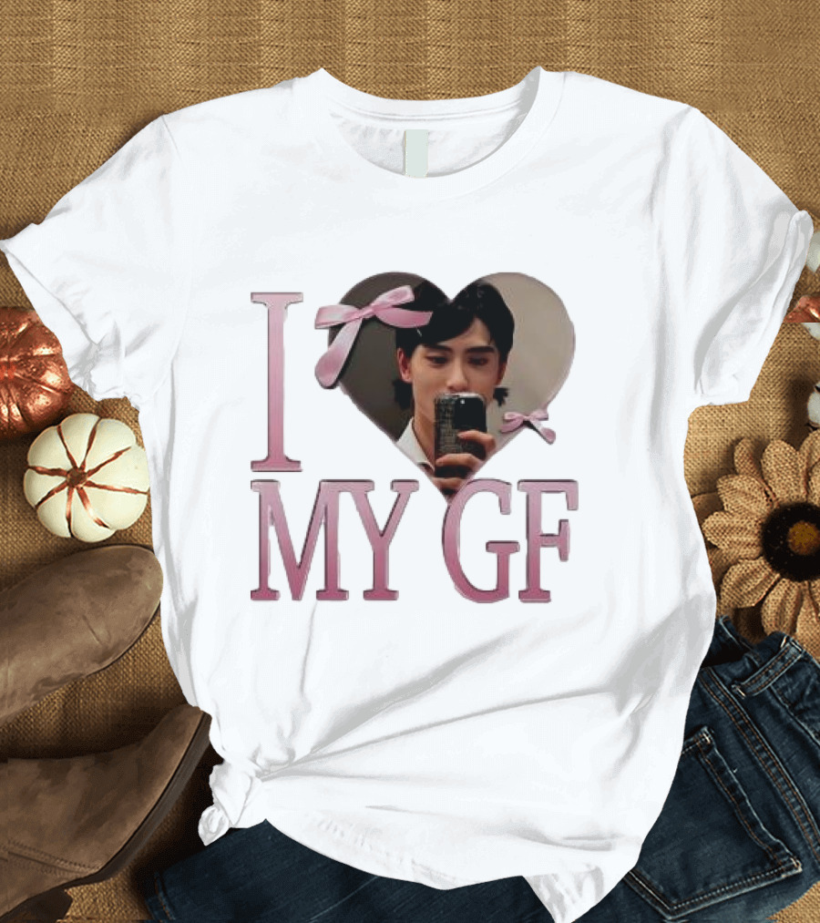 I Heart My GF Pink Bow Selfie T-Shirt