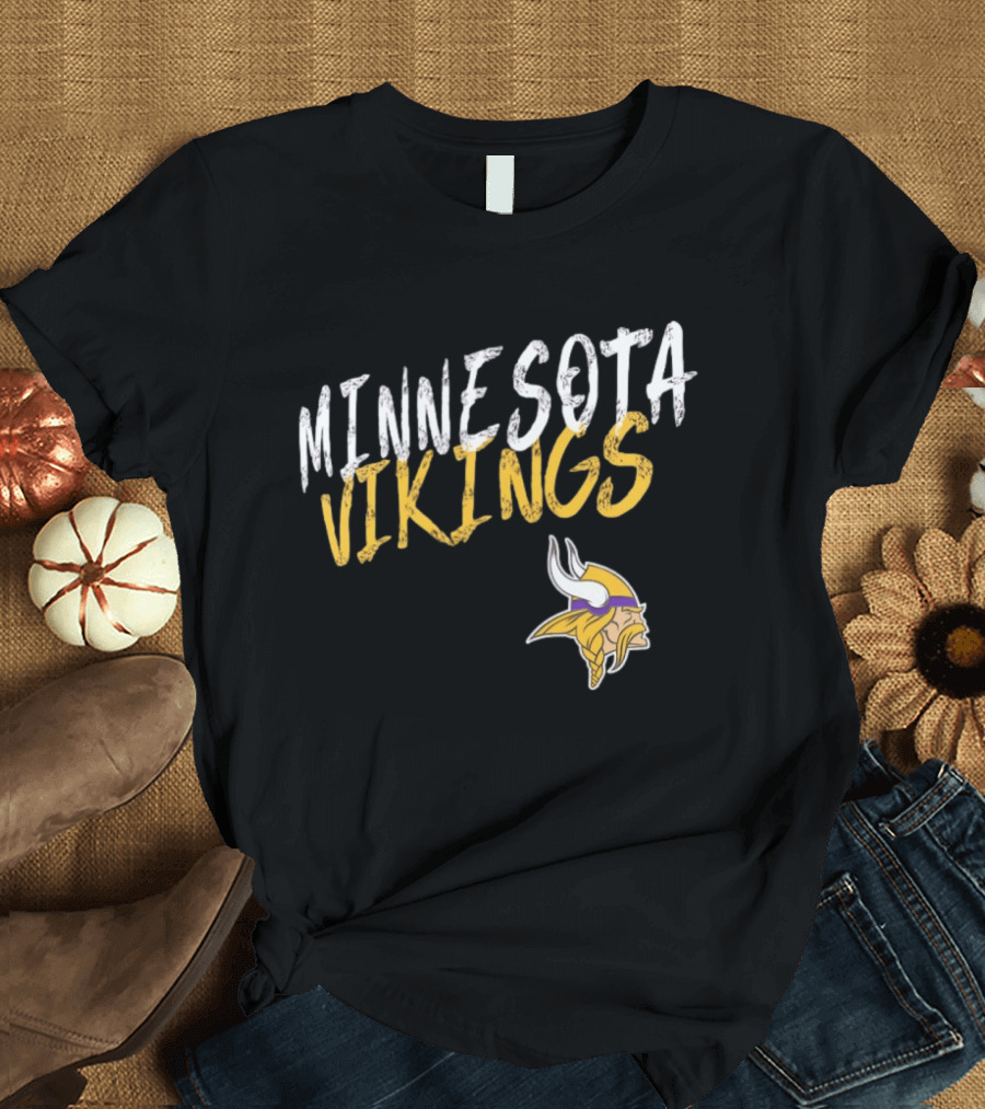 Minnesota Vikings NFL Team Spirit Bold Text And Iconic Horned Helmet T-Shirt
