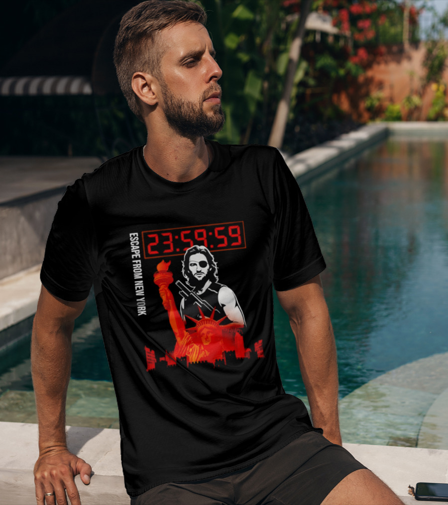 Escape From New York Snake Plissken With Statue Of Liberty And Countdown T-Shirt